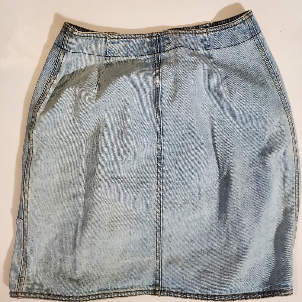 🔥SALE🔥R☆Rodeo Light Blue Wash Denim Skirt w/Side Buttons - Picture 5 of 8